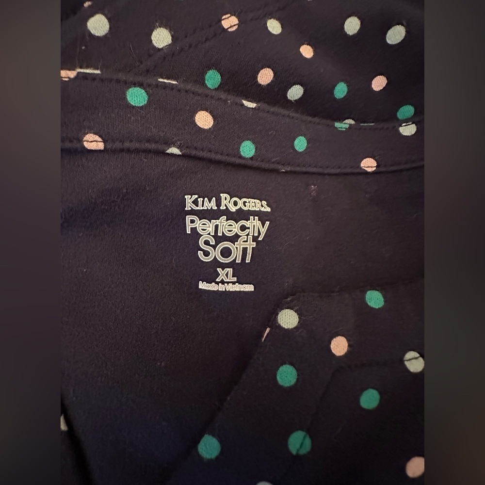 Kim Rogers  Perfectly Soft Women’s Short Sleeve Polka Dots V-Neck Top Size XL - Picture 8 of 9